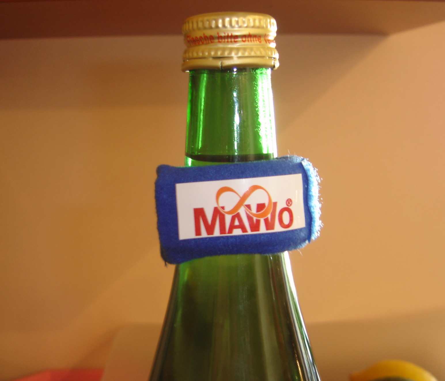 wasserringflasche.jpg